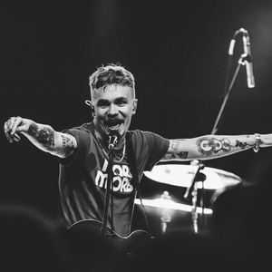 WaluśKraksaKryzys Tickets, Tour Dates and Concerts