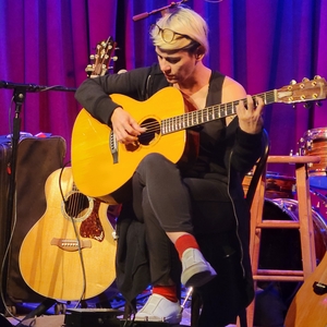 Kaki King at Hollywood, CA in The Hotel Cafe 2025