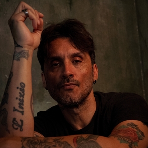Fabrizio Moro Tickets, Tour Dates and Concert