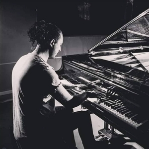 William Thomson Tickets, Tour Dates and Concert