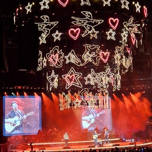 Mumford & Sons at Buffalo, NY in KeyBank Center 2025