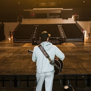 Josh Ross at Mankato, MN in Mayo Clinic Health System Event Center 2025