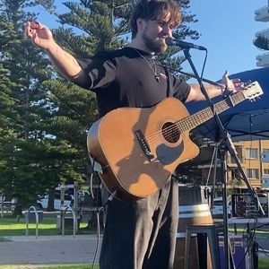 Caleb Foster @ Kings Park Tavern