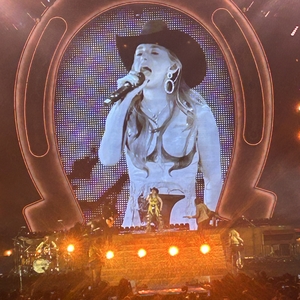 Lainey Wilson at Charlotte, NC in Spectrum Center 2025