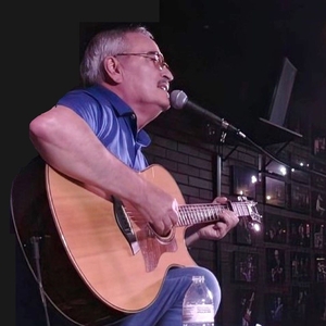 Lou Antonucci @ Fratello's Italian Grille - Manchester