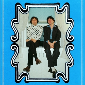 Logan's Close @ The Hug and Pint