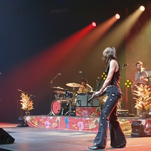 Larkin Poe at Berlin, Germany in Tempodrom 2025