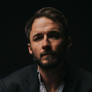 Dustin Perkins @ Dosey Doe Big Barn