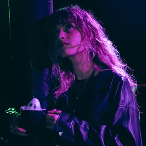 Emma Tea Concerts & Live Tour Dates: 2026-2027 Tickets | Bandsintown