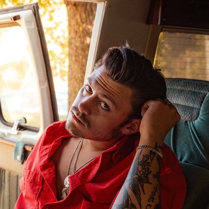 Logan Crosby Tickets, Tour Dates and Concerts