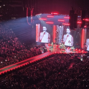 Maroon 5 at Dallas, TX in American Airlines Center 2025