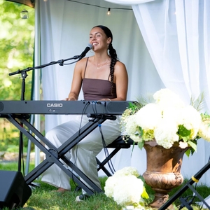 Neda Boin @ Studio Grounded