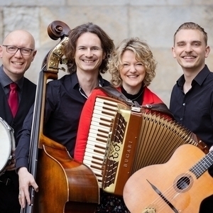 ORCHESTRA MONDO - Tango meets Gypsy @ Pasinger Fabrik