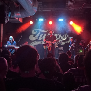MIDLAKE at Fort Worth, TX in Tulips FTW 2025