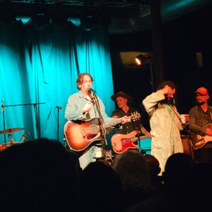 Hayes Carll at Des Moines, IA in Wooly's 2025