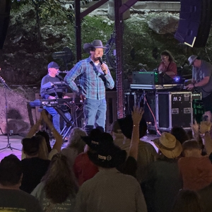 Neal McCoy at Midlothian, TX in Union 28 2025