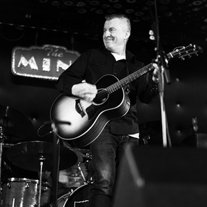 Bren Holmes @ Pub Thirty Two