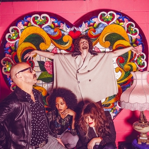 Upset Boy and the Queens