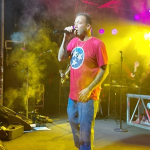 Uncle Kracker at Flint, MI in The Machine Shop 2025