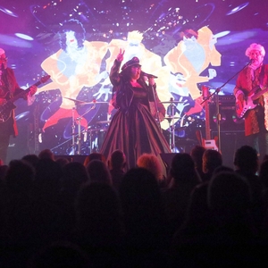 Her Majesty the queen tribute @ Margaritaville Hollywood Beach Resort