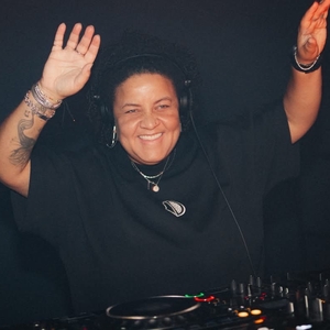 Divine Tickets, Tour Dates and Concert