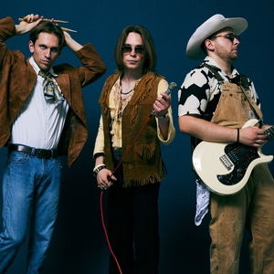 The Paraberries @ Café Central