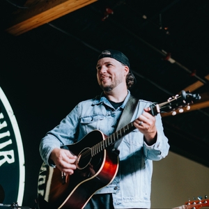 Jonathan Arthur @ Truck Yard