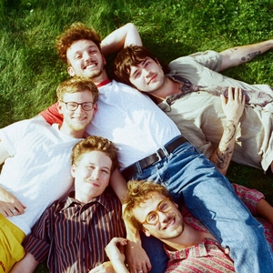 Bovenste Knoopje Open @ Theater Bellevue