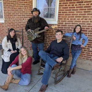 The Itzels @ The Itzels Essentials