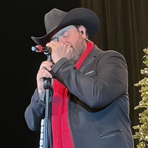Chris Young at Westbury, NY in Flagstar at Westbury Music Fair 2025