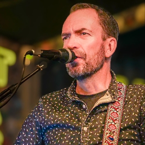 Steve Edwards @ The Loopy Shrew