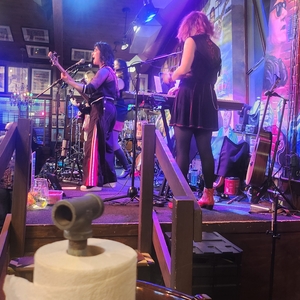 Sonic Scarlet at Webster Groves, MO in Hwy 61 Roadhouse and Kitchen 2026