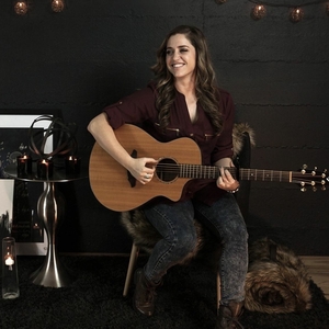 Jessie Lorenz @ Fireside Lounge at Willows Lodge