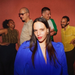 Stella & The Longos