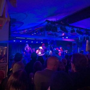 AJ Lee & Blue Summit at Santa Cruz, CA in Moe's Alley 2026