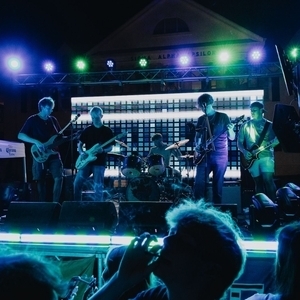 Dead Jones Tickets, Tour Dates and Concert