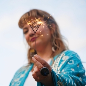 Holly Bruce Tickets, Tour Dates and Concert