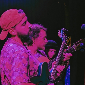 Billets, dates de tournée et concerts pour Feather + Flask