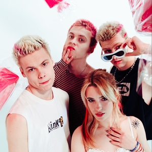 pinkpool @ Schokoladen