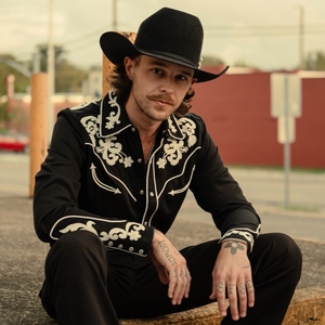 Tyler Halverson @ Gottscheer Hall