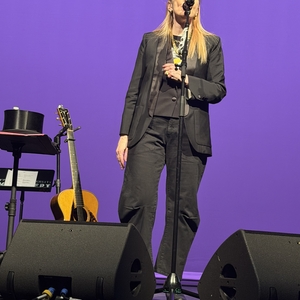 Suzanne Vega at Malibu, CA in Lisa Smith Wengler Center for the Arts at Pepperdine 2026