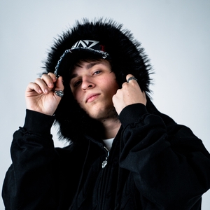 Portrait of MAD DUBZ