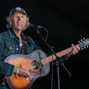 Brooks Williams @ Cumbernauld Theatre at Lanternhouse