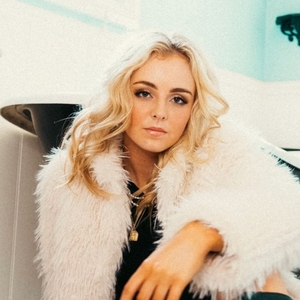 Lily Grace @ Everett Community College