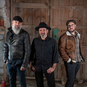 The Deaf bufftalos @ Museu Arqueològic de Son Fornés