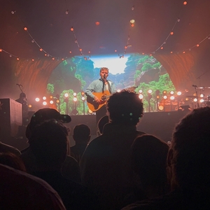 Josiah Queen at West Des Moines, IA in Val Air Ballroom 2026