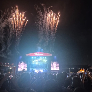Sabrina Carpenter at São Paulo, Brazil in Autódromo José Carlos Pace 2026