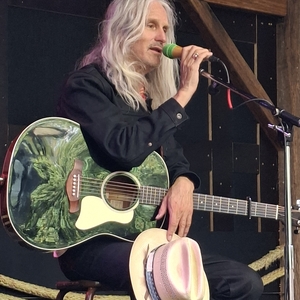 Steve Poltz at Old Bar, Australia in Flow Bar 2026