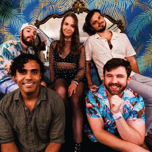 Miss Moon Tickets, Tourdaten und Konzerte