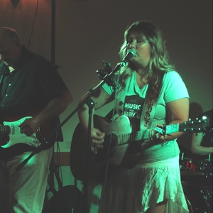 Mallory Bozovich LIVE at Mansions on Fifth